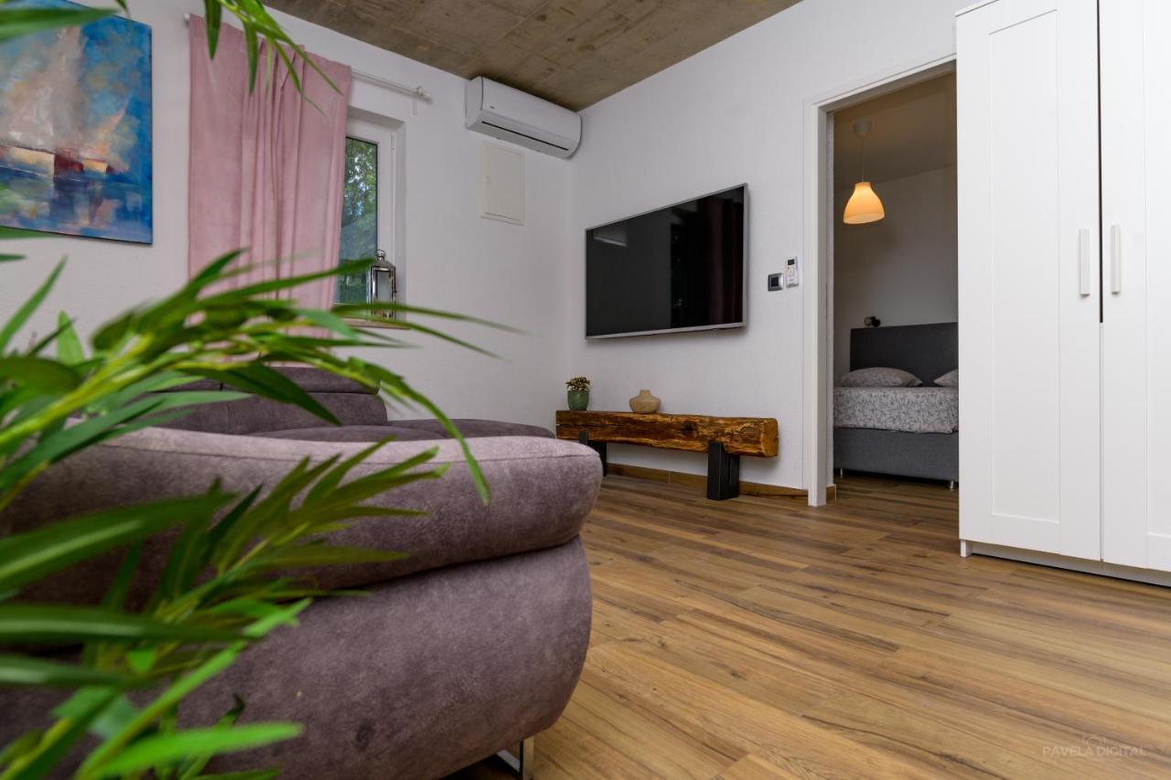 Willa Stone House Magali Sveti Jakov Zewnętrze zdjęcie