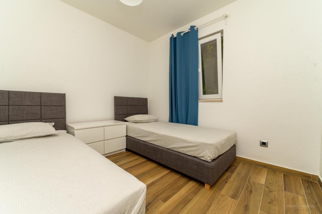 Willa Stone House Magali Sveti Jakov Zewnętrze zdjęcie